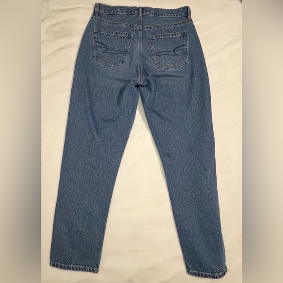 American Eagle Mom Jeans - Picture 4 of 10